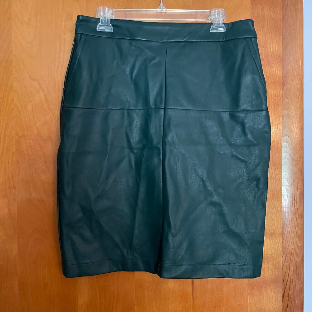 Jaclyn Smith Vegan Leather pencil skirt